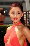 45264_Ariana_Grande_-_2012_Emmy_Awards-04-640x960.